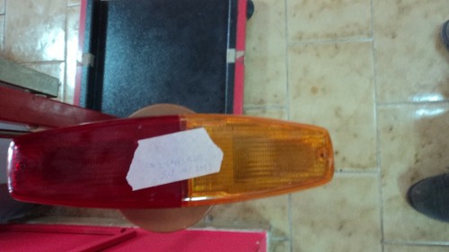 Plastica fanalino post ford - plastica,